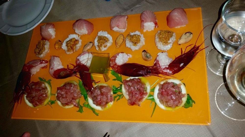 凯拉尼卡度假酒店 切法卢 外观 照片