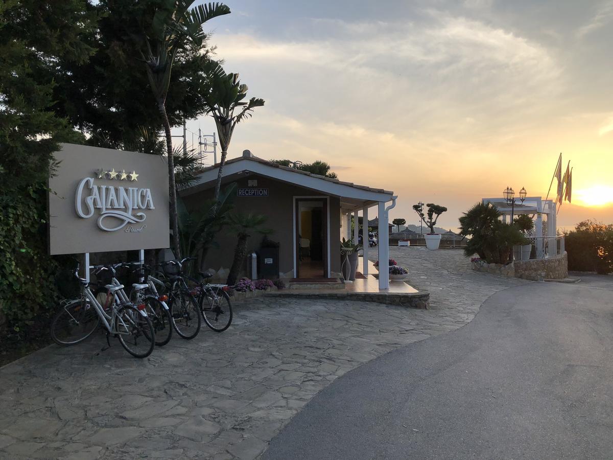 凯拉尼卡度假酒店 切法卢 外观 照片